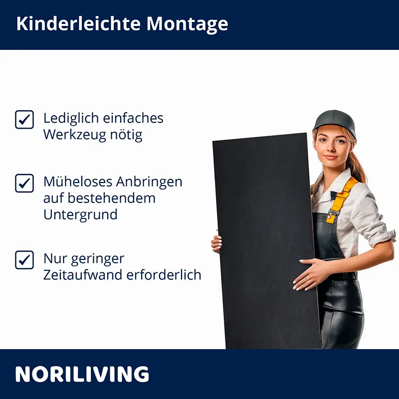 Handwerkerin hält Platte neben Montage-Checkliste