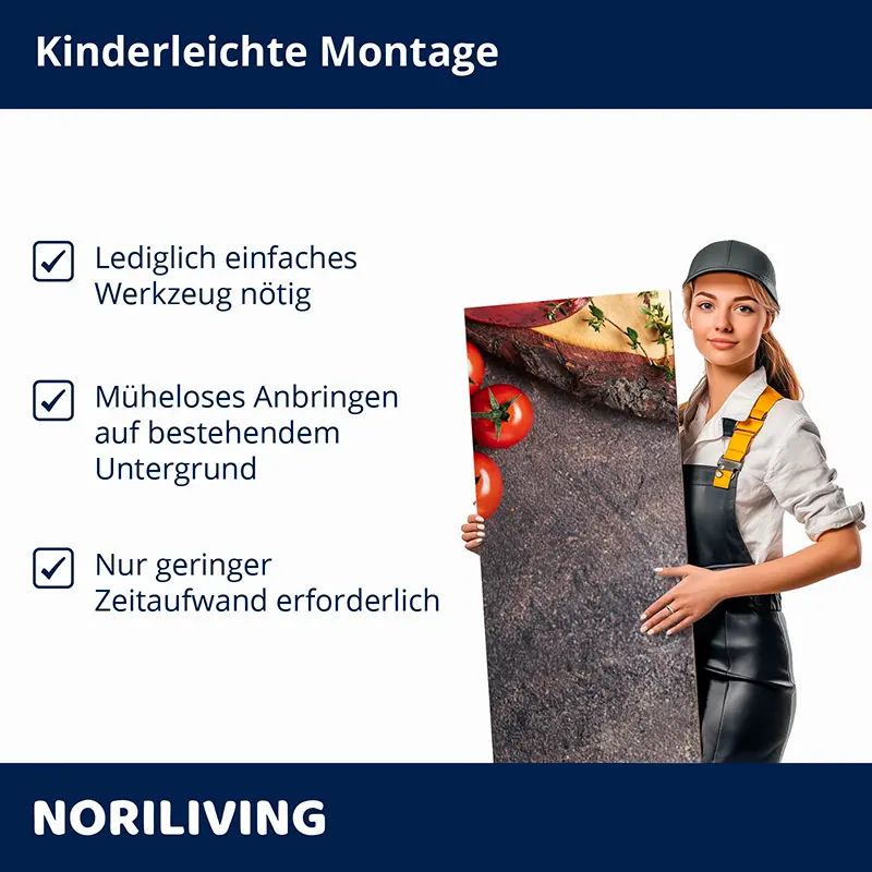 Frau hält Wandpaneel; Hinweise zur einfachen Montage