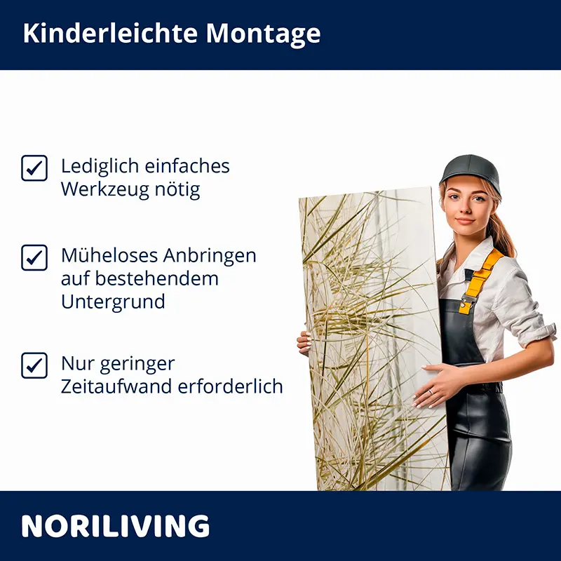 Handwerkerin hält dekoratives Paneel, Montagehinweise