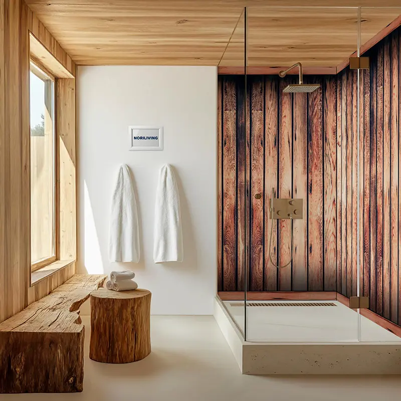 Helles Badezimmer mit Holzbank, Handtüchern und Dusche