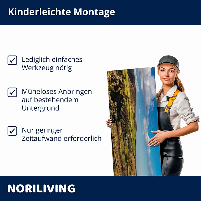 Frau hält großes Wandbild, einfache Montage