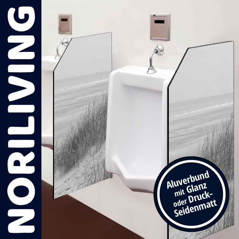 Urinal mit Küstenmotiv auf Trennwänden, NORILIVING Aluverbund